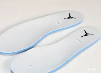 Mid Jordan Blue Ice 1 555112-401 0521